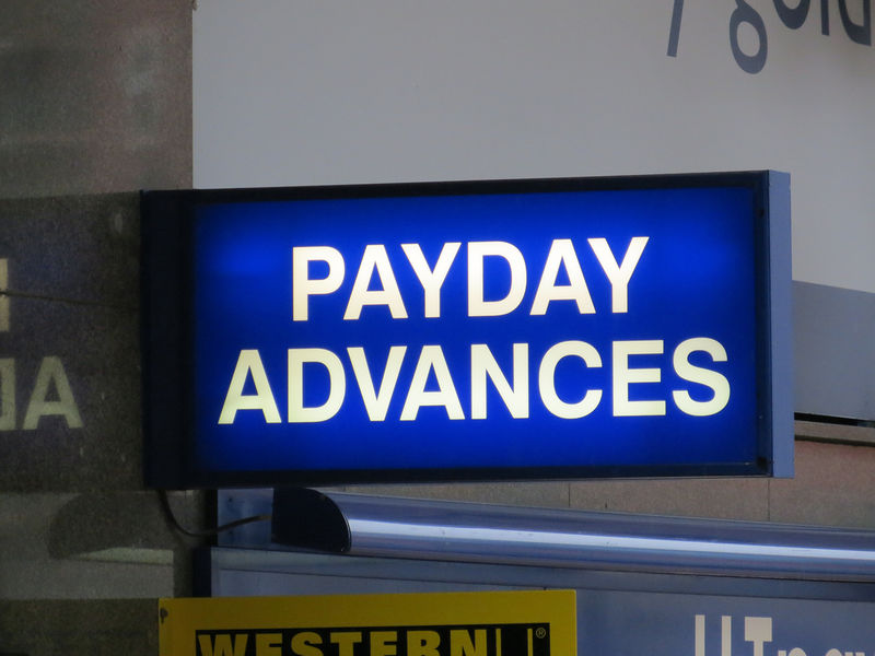 File:Payday-loan-advance.jpg
